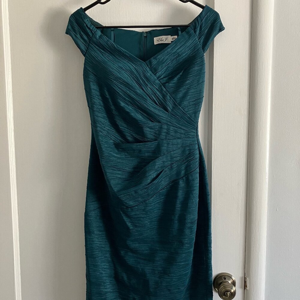 Eliza J Taffeta Body-Con Dress Petite - Picture 2 of 7